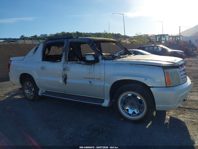 Продажа на аукционе авто 2003 Cadillac Escalade Ext Standard, vin: 3GYEK63N63G198443, номер лота: 44800478