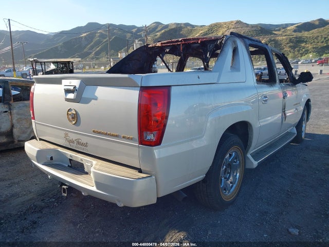 Продажа на аукционе авто 2003 Cadillac Escalade Ext Standard, vin: 3GYEK63N63G198443, номер лота: 44800478