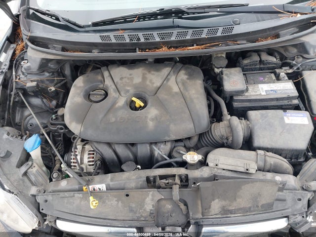 KMHDH4AE0FU438090 Hyundai ELANTRA SE