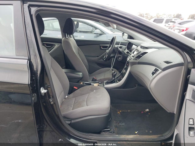 KMHDH4AE0FU438090 Hyundai ELANTRA SE