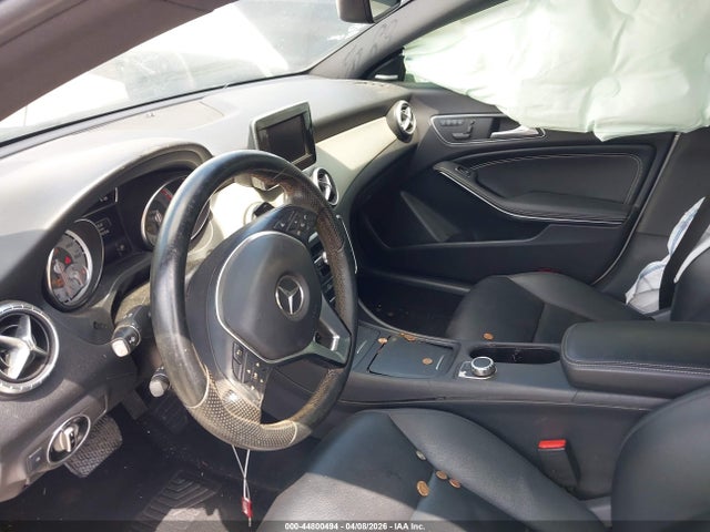 2014 Mercedes-benz Cla 250 მანქანა იყიდება აუქციონზე, vin: WDDSJ4EB4EN157540, აუქციონის ნომერი: 44800494