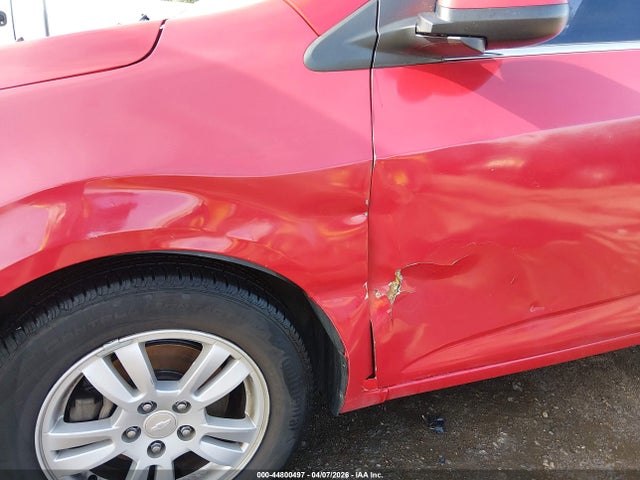 Продажа на аукционе авто 2015 Chevrolet Sonic Lt Auto, vin: 1G1JC6SH5F4122820, номер лота: 44800497