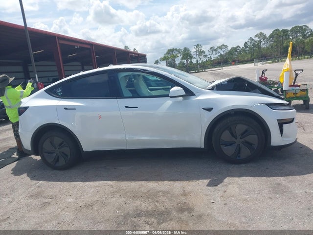 2026 Tesla Model Y Premium Rear-wheel Drive/standard Rear-wheel Drive მანქანა იყიდება აუქციონზე, vin: 7SAYGDED3TA455562, აუქციონის ნომერი: 44800507
