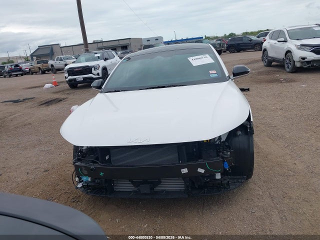 2025 Kia K4 Gt-line Turbo მანქანა იყიდება აუქციონზე, vin: 3KPFW4DC6SE252673, აუქციონის ნომერი: 44800530