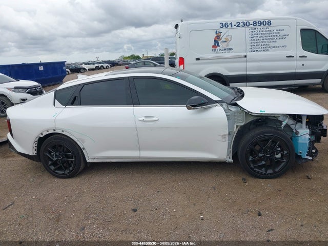 2025 Kia K4 Gt-line Turbo მანქანა იყიდება აუქციონზე, vin: 3KPFW4DC6SE252673, აუქციონის ნომერი: 44800530