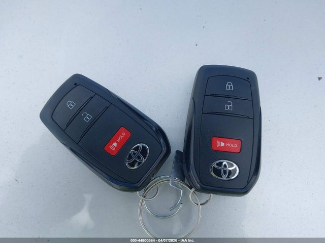 Toyota Prius Le Awd-e 2026 JTDADABUXT3034934 Image 11