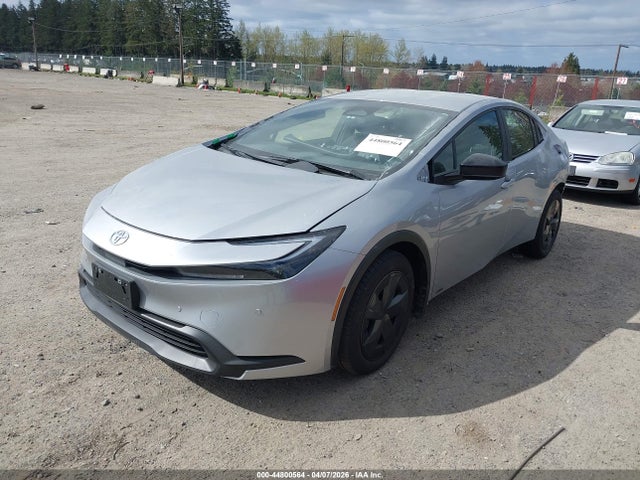 Toyota Prius Le Awd-e 2026 JTDADABUXT3034934 Image 2