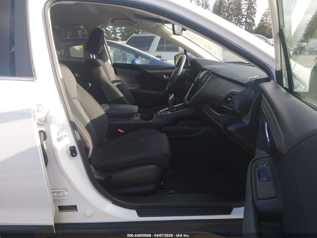 4S4BTADC8R3179115 Subaru Outback Premium