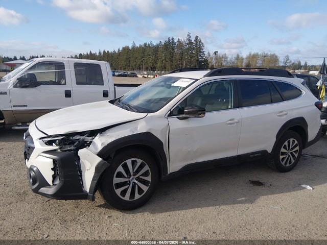 4S4BTADC8R3179115 Subaru Outback Premium