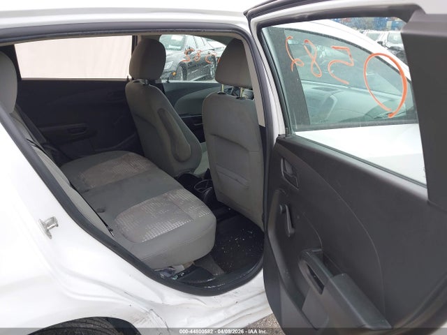 Aukcja sprzedaży 2015 Chevrolet Sonic Ls Auto, vin: 1G1JA6SH4F4189995, numer aukcji: 44800582