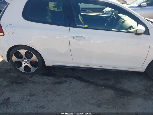 2011 Volkswagen Gti 2-door/2-door Autobahn მანქანა იყიდება აუქციონზე, vin: WVWEV7AJXBW013104, აუქციონის ნომერი: 44800600