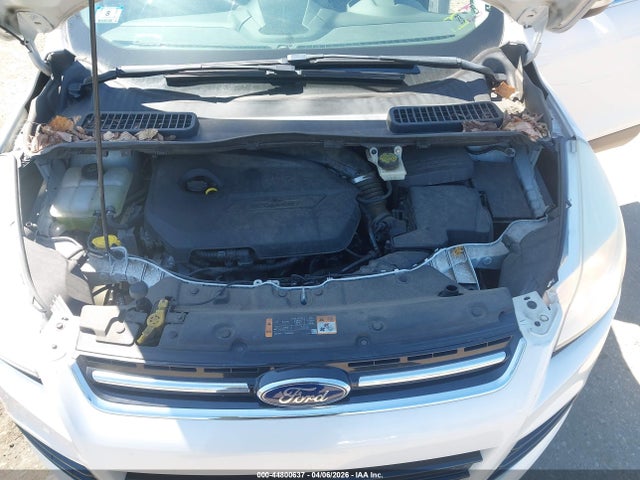 1FMCU0JX4EUD57982 Ford Escape Titanium