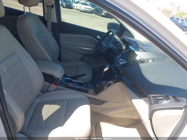 1FMCU0JX4EUD57982 Ford Escape Titanium