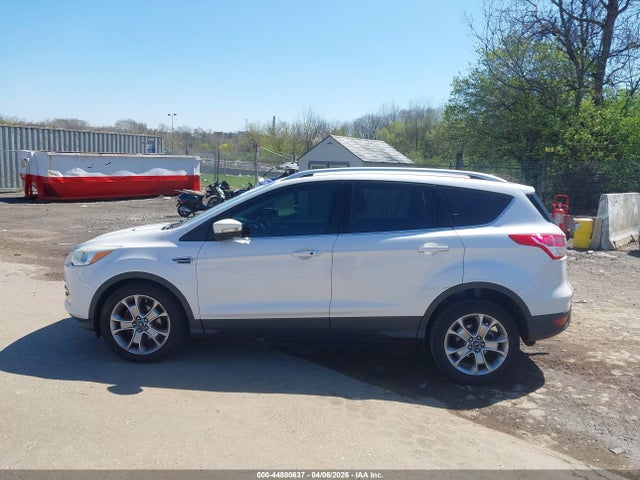 1FMCU0JX4EUD57982 Ford Escape Titanium