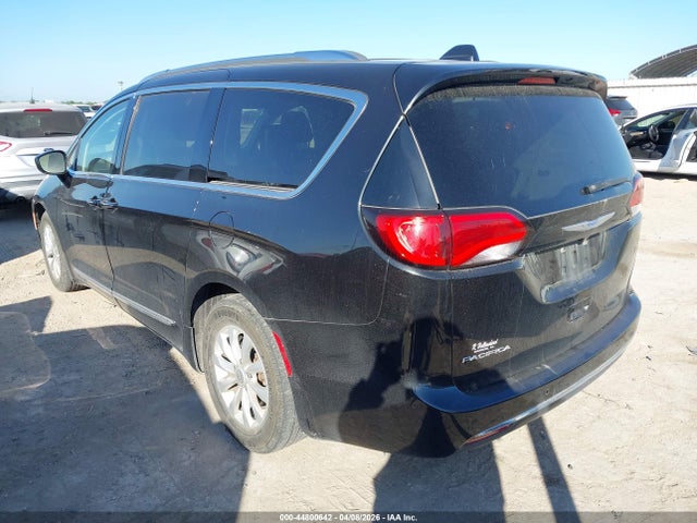 Chrysler Pacifica Touring L 2018 2C4RC1BG1JR278119 Image 3