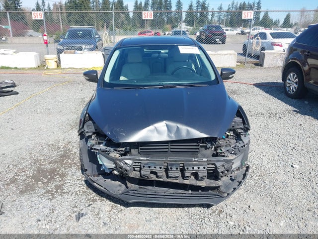 Ford Focus Titanium 2017 1FADP3N24HL279171 Image 13