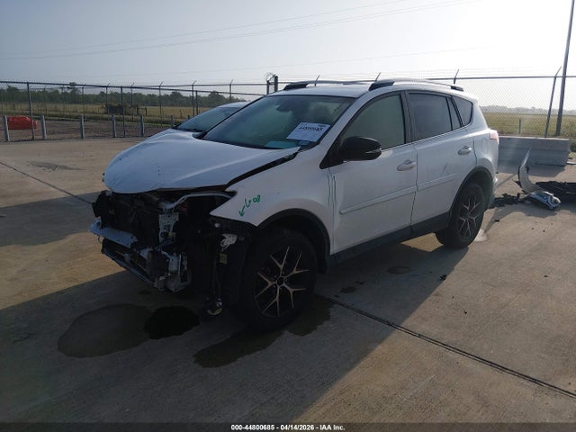JTMNFREV9JJ157437 Toyota RAV4 SE