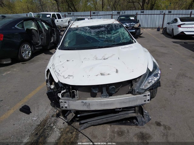 Продаж на аукціоні авто 2016 Nissan Altima 2.5 S, vin: 1N4AL3AP2GN381250, номер лоту: 44800709