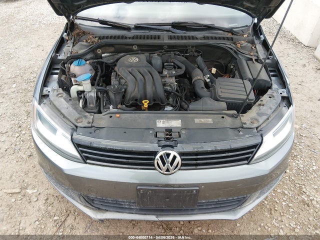 2013 Volkswagen Jetta 2.0l S მანქანა იყიდება აუქციონზე, vin: 3VW2K7AJ9DM354988, აუქციონის ნომერი: 44800714