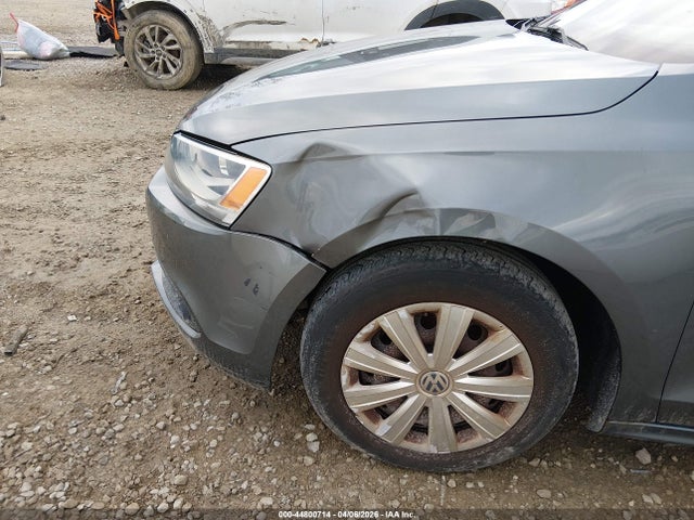 2013 Volkswagen Jetta 2.0l S მანქანა იყიდება აუქციონზე, vin: 3VW2K7AJ9DM354988, აუქციონის ნომერი: 44800714