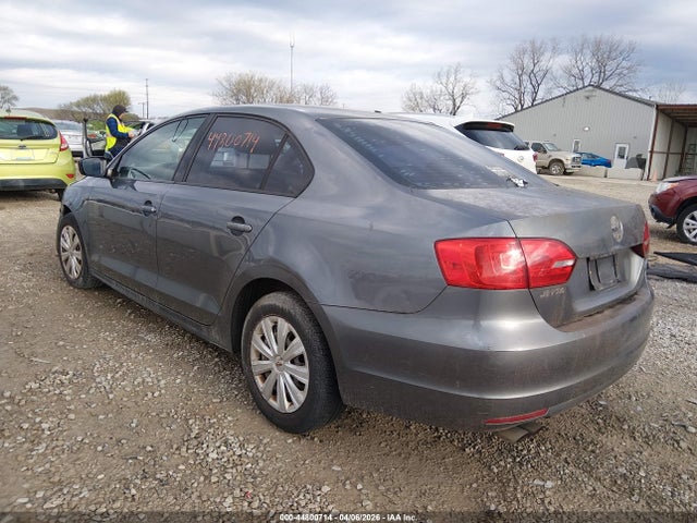 2013 Volkswagen Jetta 2.0l S მანქანა იყიდება აუქციონზე, vin: 3VW2K7AJ9DM354988, აუქციონის ნომერი: 44800714