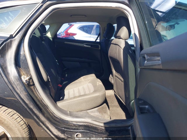 3FA6P0H7XHR399220 Ford FUSION SE