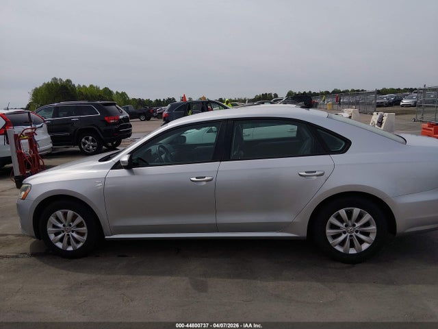 44800737 :رقم المزاد ، 1VWAT7A31FC056756 vin ، 2015 Volkswagen Passat 1.8t Wolfsburg Edition مزاد بيع