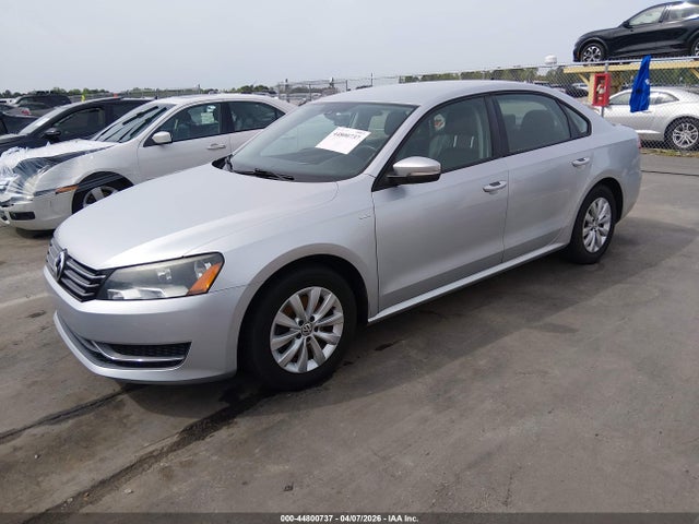 44800737 :رقم المزاد ، 1VWAT7A31FC056756 vin ، 2015 Volkswagen Passat 1.8t Wolfsburg Edition مزاد بيع