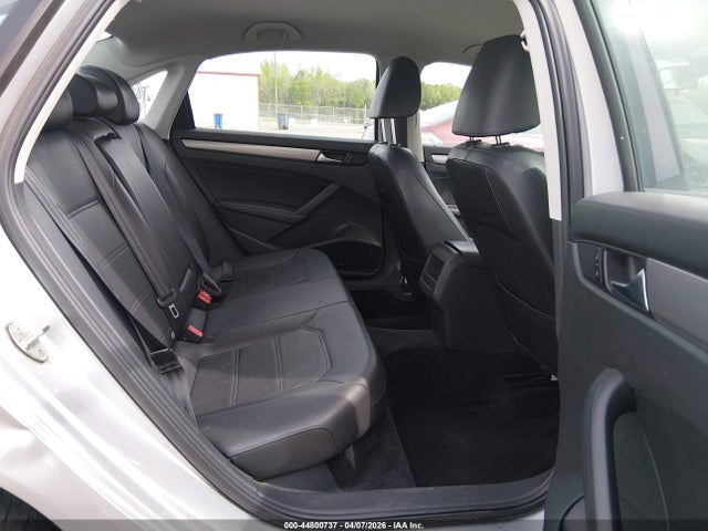 44800737 :رقم المزاد ، 1VWAT7A31FC056756 vin ، 2015 Volkswagen Passat 1.8t Wolfsburg Edition مزاد بيع