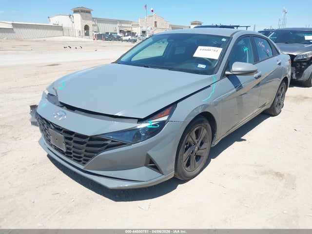 2022 Hyundai Elantra Sel მანქანა იყიდება აუქციონზე, vin: KMHLM4AG3NU318663, აუქციონის ნომერი: 44800781