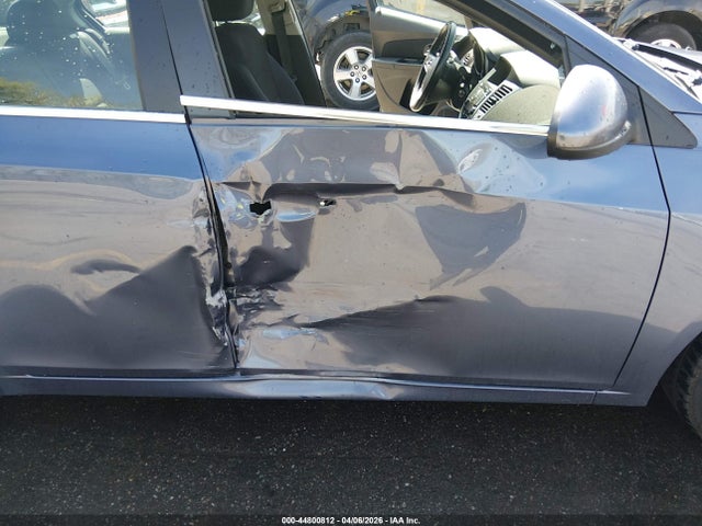 1G1PC5SB3E7454655 Chevrolet Cruze 1lt Auto