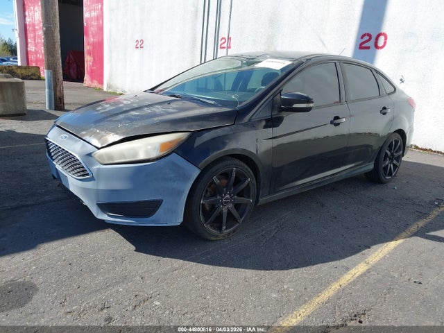 Ford FOCUS SE 2015 1FADP3F25FL206077 Image 2