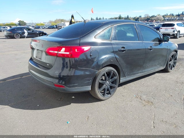 Ford FOCUS SE 2015 1FADP3F25FL206077 Image 4