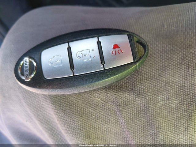 44800828 :رقم المزاد ، KNMAT2MV6FP524105 vin ، 2015 Nissan Rogue Sv مزاد بيع