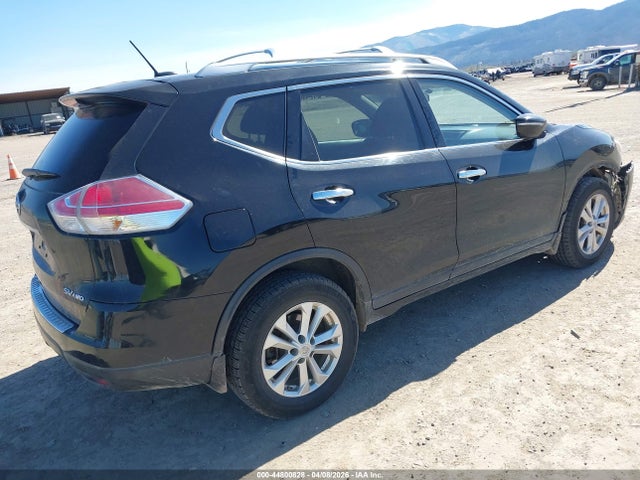 44800828 :رقم المزاد ، KNMAT2MV6FP524105 vin ، 2015 Nissan Rogue Sv مزاد بيع