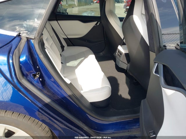 2019 TESLA MODEL S 5YJSA1E24KF300442 Photo 7