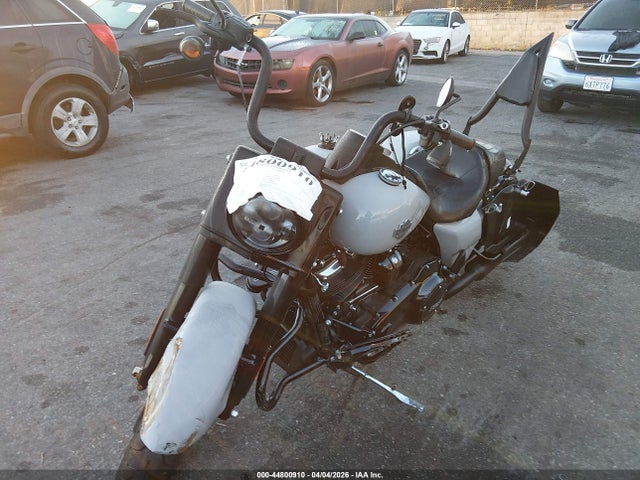 Harley-Davidson FLHRXS 2025 1HD1KVP22SB636900 Image 2