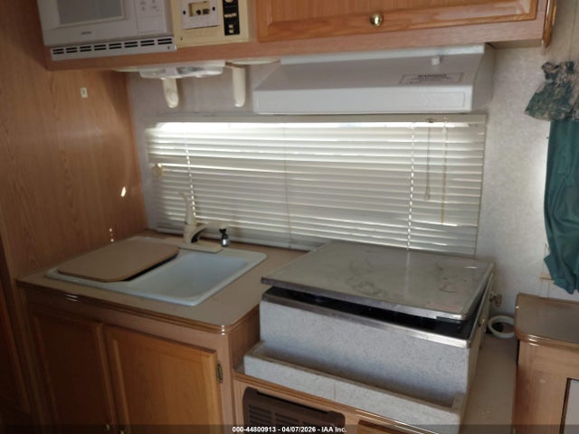 Продажа на аукционе авто 2000 Starcraft 21' Bumper Pull Travel Trailer, vin: 1SABS02J6Y1EN6533, номер лота: 44800913