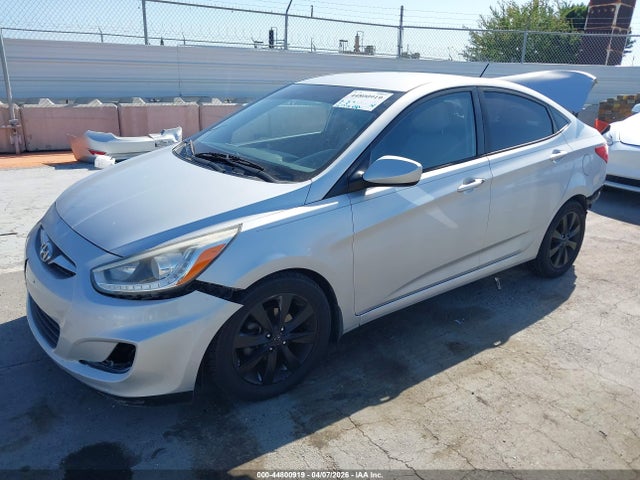 Продаж на аукціоні авто 2014 Hyundai Accent Gls, vin: KMHCU4AE1EU611511, номер лоту: 44800919