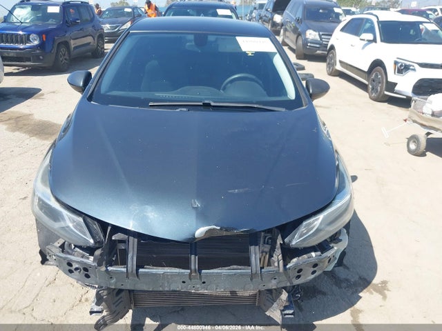 3G1BE6SM7JS606749 Chevrolet Cruze Lt Auto