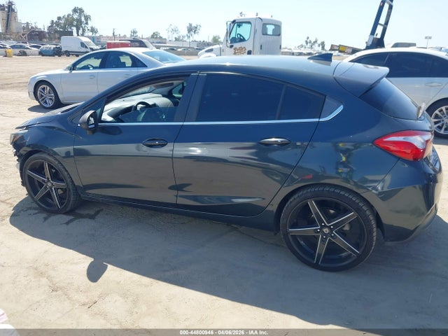 3G1BE6SM7JS606749 Chevrolet Cruze Lt Auto