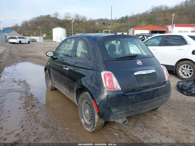 2015 FIAT 500 3C3CFFAR3FT750066 Photo 2