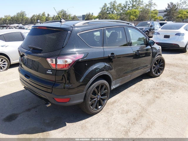 Ford ESCAPE SE 2018 1FMCU0GD6JUD29821 Image 4
