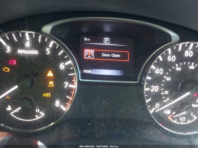 2016 Nissan Pathfinder Sv მანქანა იყიდება აუქციონზე, vin: 5N1AR2MN3GC666298, აუქციონის ნომერი: 44801020
