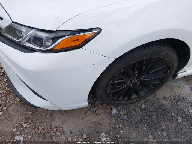 2020 Toyota Camry Se Nightshade Edition მანქანა იყიდება აუქციონზე, vin: 4T1G11AK6LU400591, აუქციონის ნომერი: 44801022