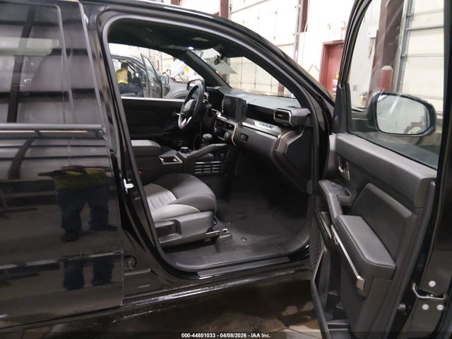 3TMLB5JN7SM147897 Toyota Tacoma Trd Off Road