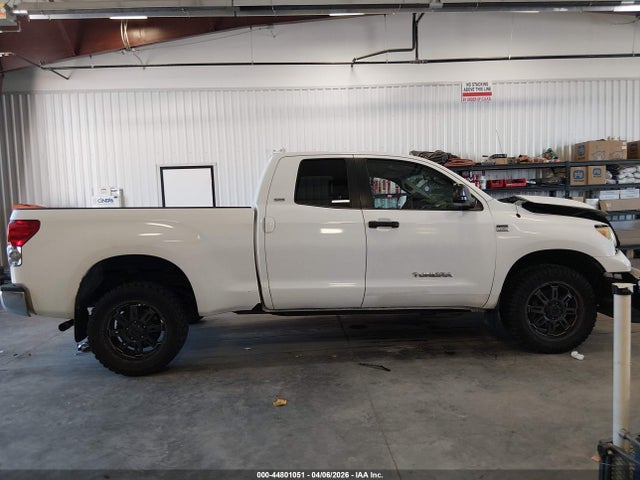 44801051 :رقم المزاد ، 5TFBT541X7X008284 vin ، 2007 Toyota Tundra Sr5 4.7l V8 مزاد بيع
