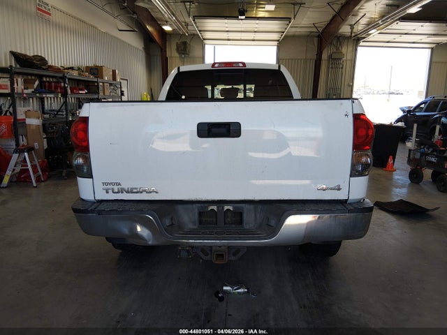 44801051 :رقم المزاد ، 5TFBT541X7X008284 vin ، 2007 Toyota Tundra Sr5 4.7l V8 مزاد بيع