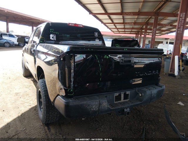 5TFDW5F11GX500215 Toyota Tundra Sr5 5.7l V8