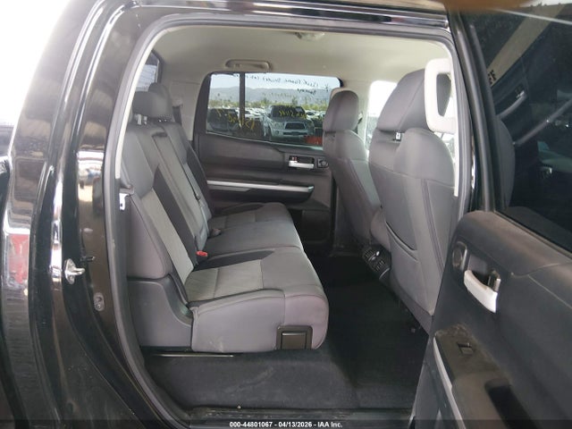 5TFDW5F11GX500215 Toyota Tundra Sr5 5.7l V8
